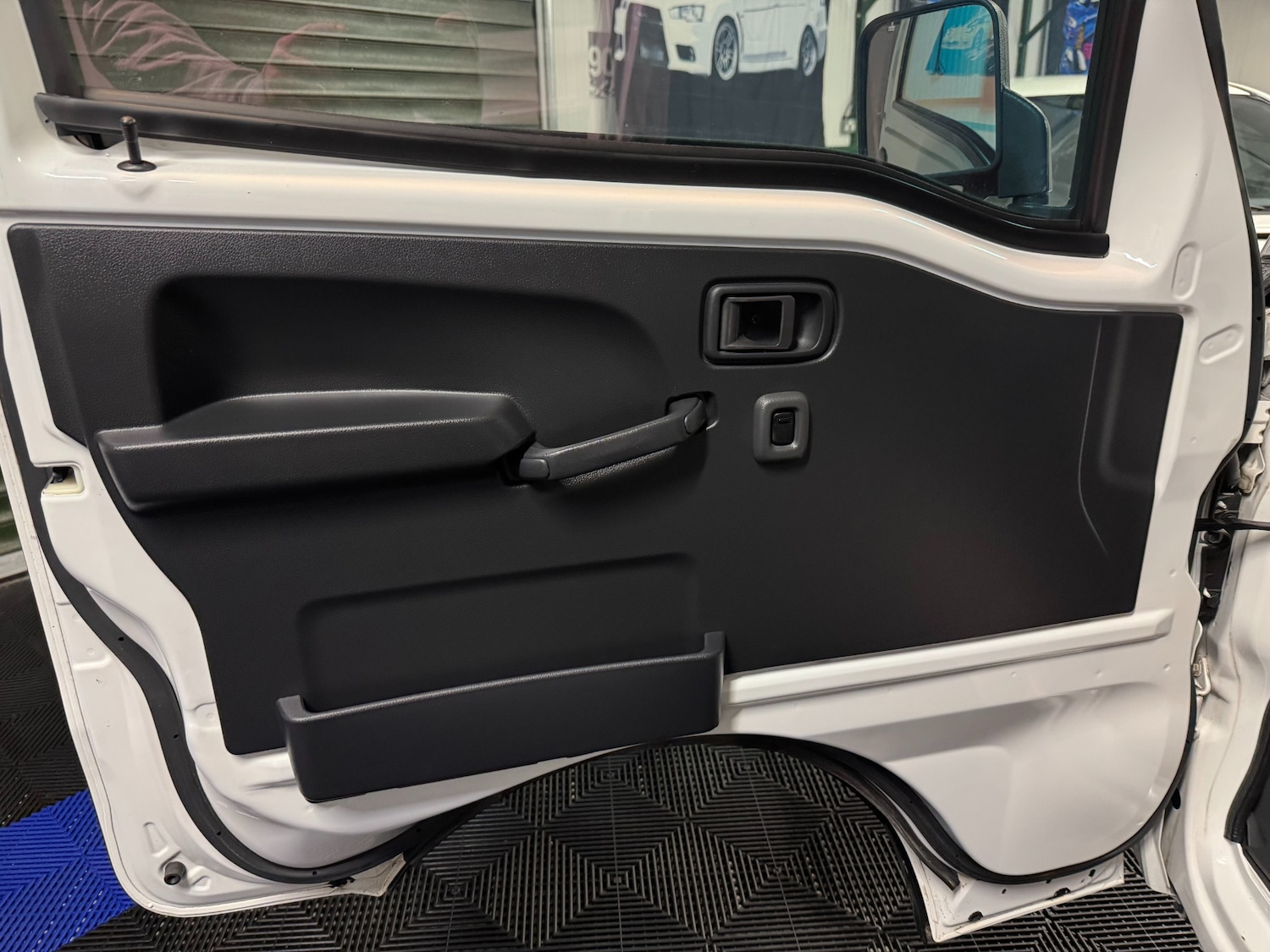 Used Daihatsu Hijet 2015 for sale - 76952224: Photo 82