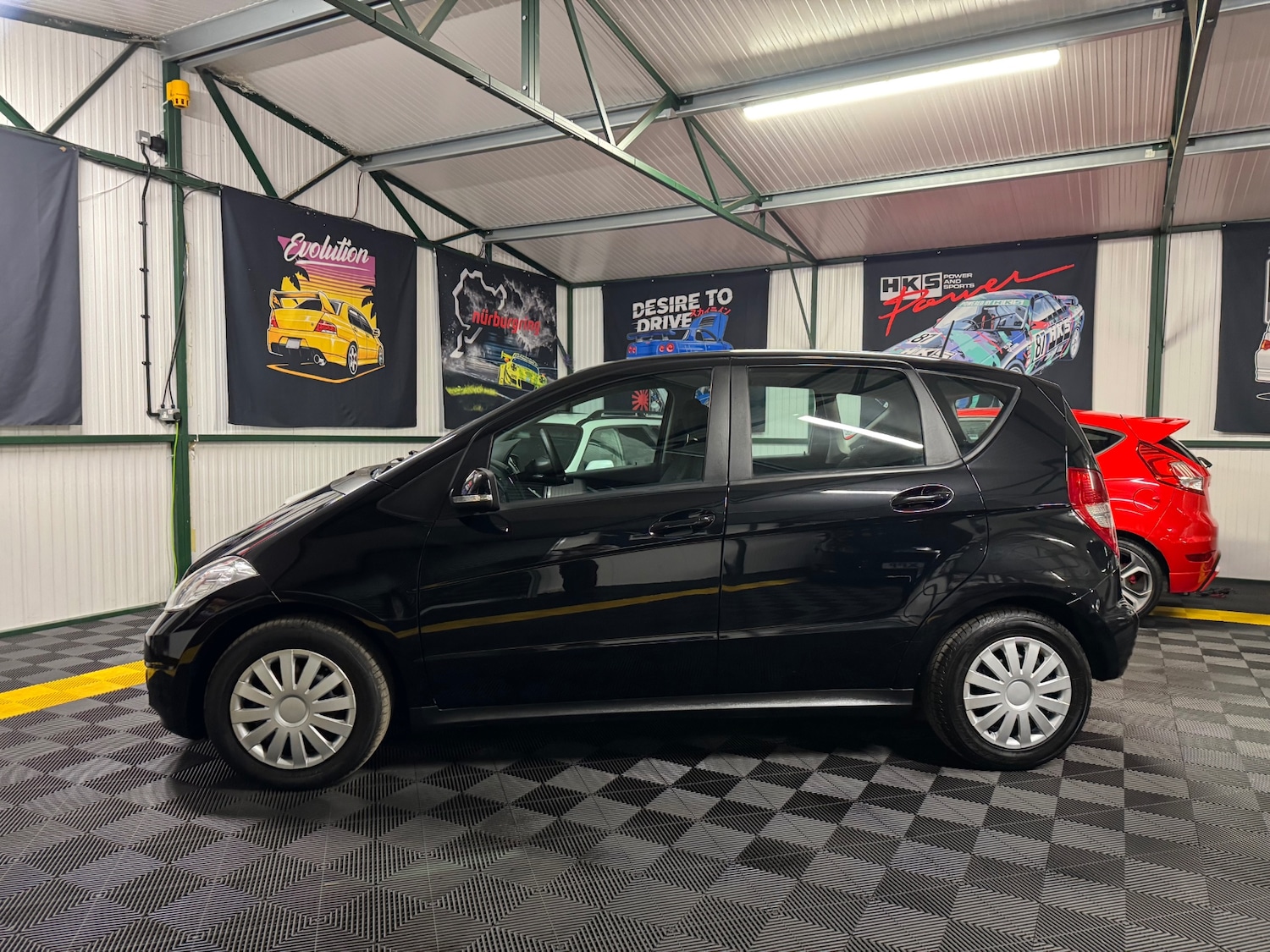 Used Mercedes-Benz A-Class 2011 for sale - 77100596: Photo 40