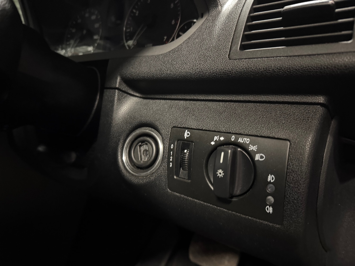 Used Mercedes-Benz A-Class 2011 for sale - 77100596: Photo 62