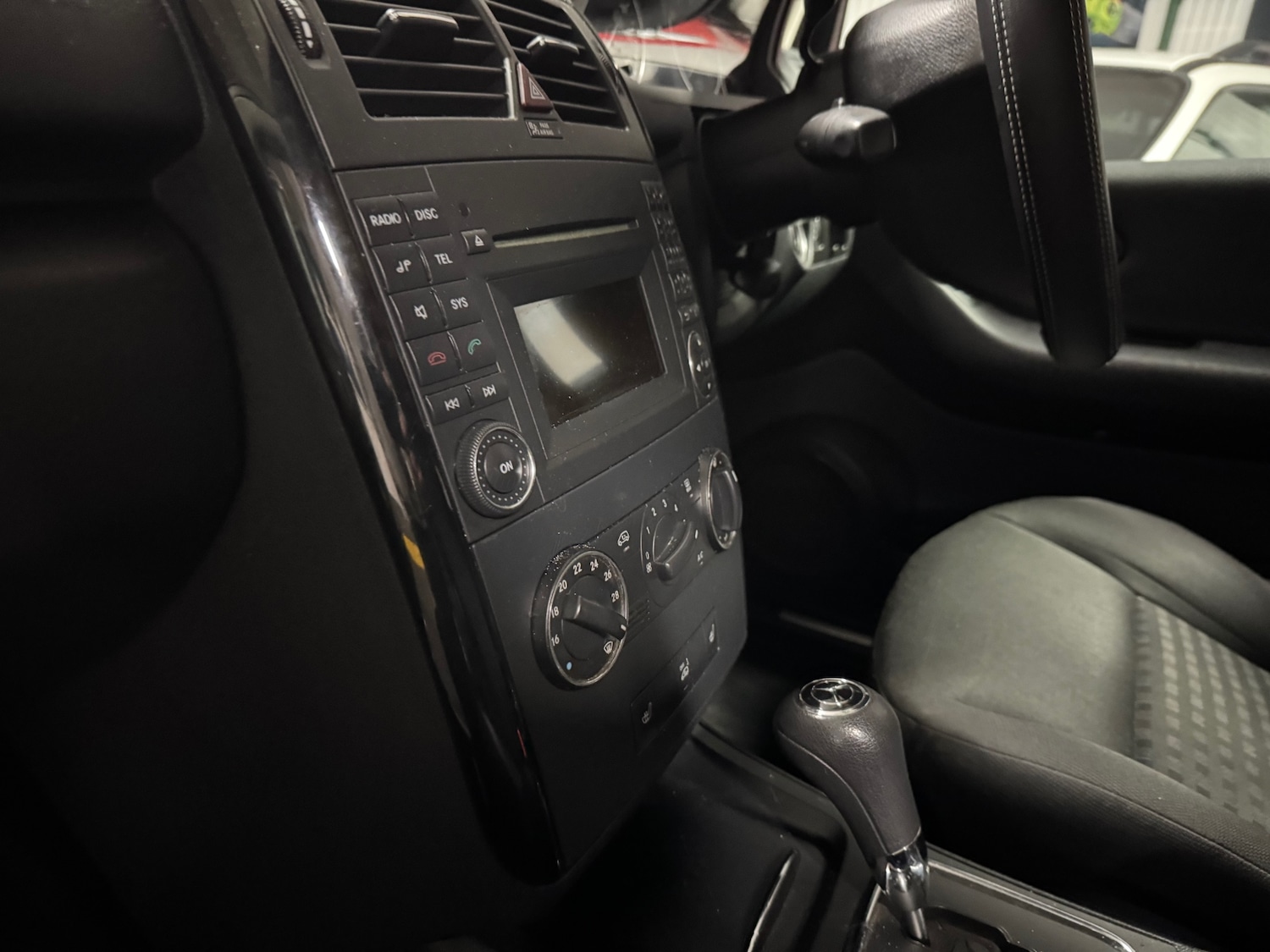 Used Mercedes-Benz A-Class 2011 for sale - 77100596: Photo 76