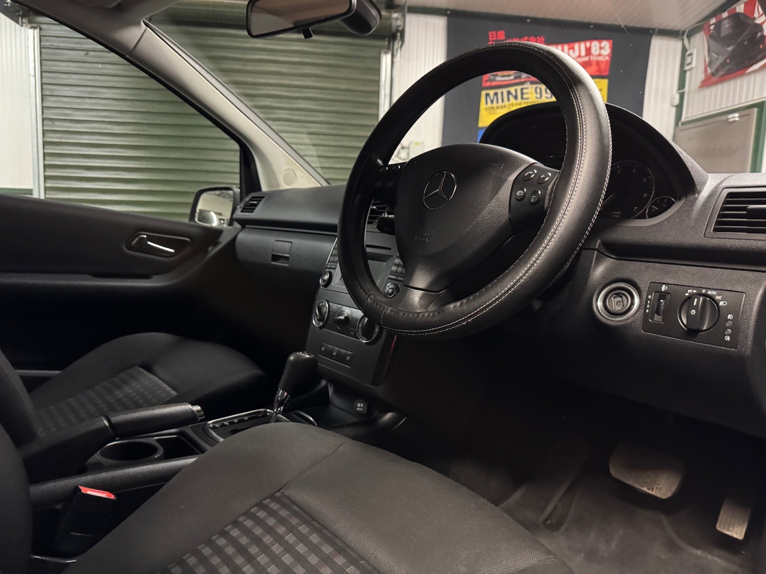 Used Mercedes-Benz A-Class 2011 for sale - 77100596: Photo 8