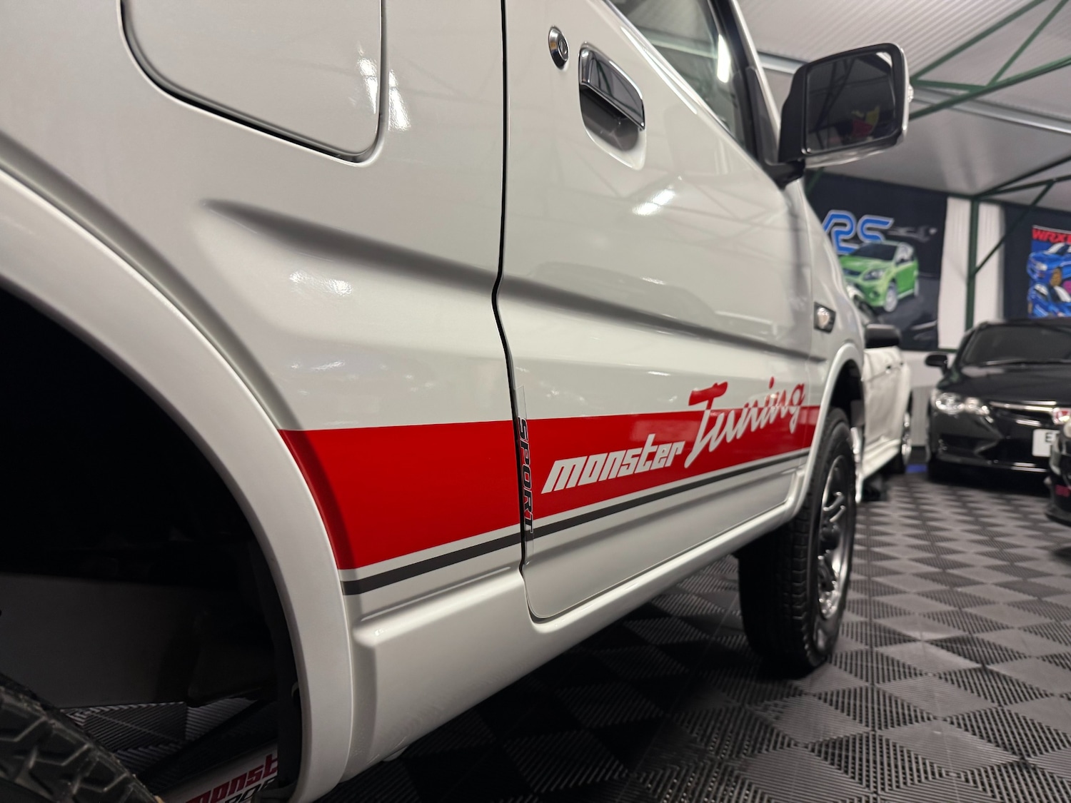 Used Suzuki Jimny 2015 for sale - 76964304: Photo 12