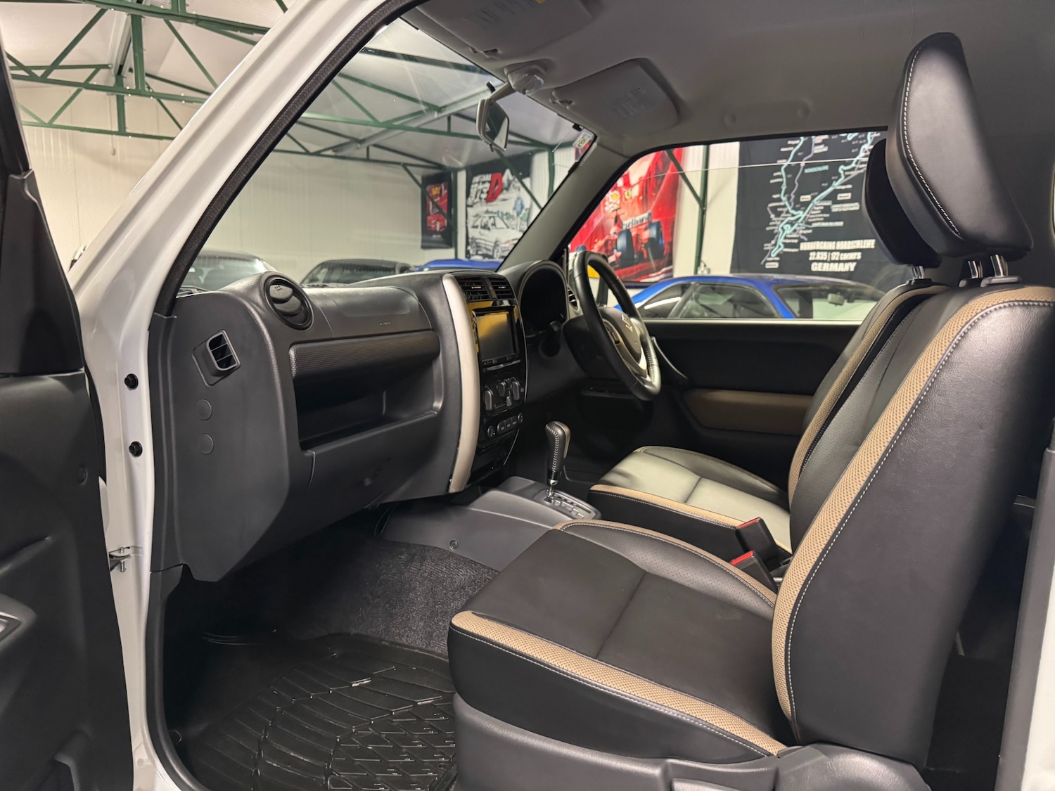 Used Suzuki Jimny 2015 for sale - 76964304: Photo 16