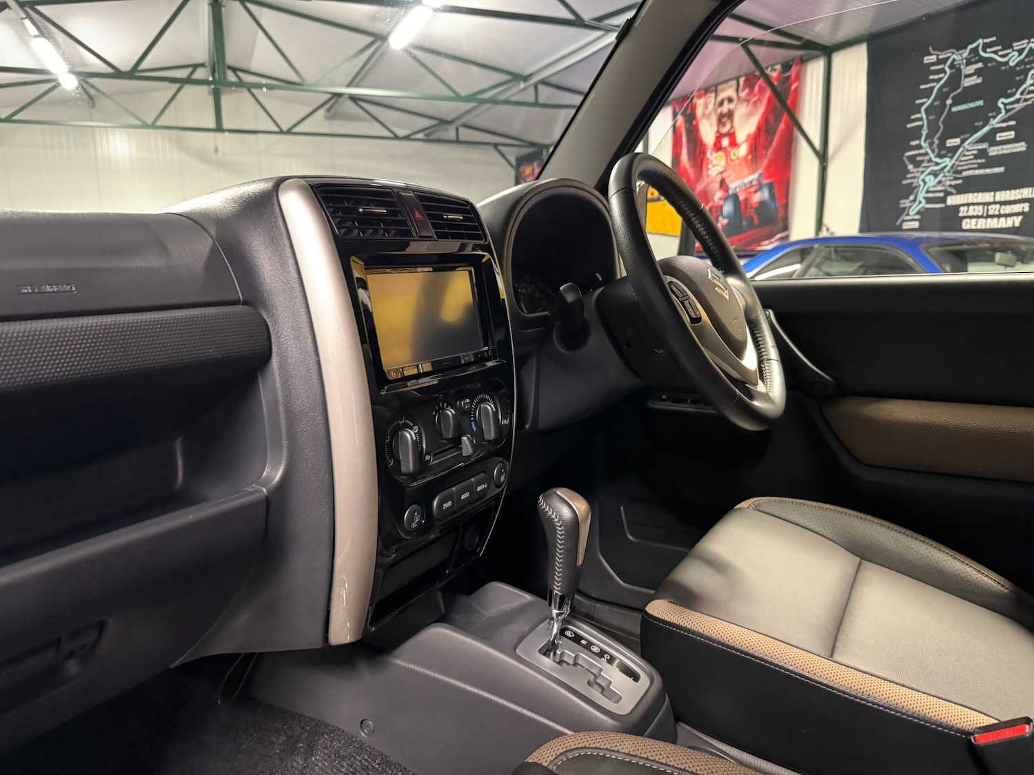 Used Suzuki Jimny 2015 for sale - 76964304: Photo 76