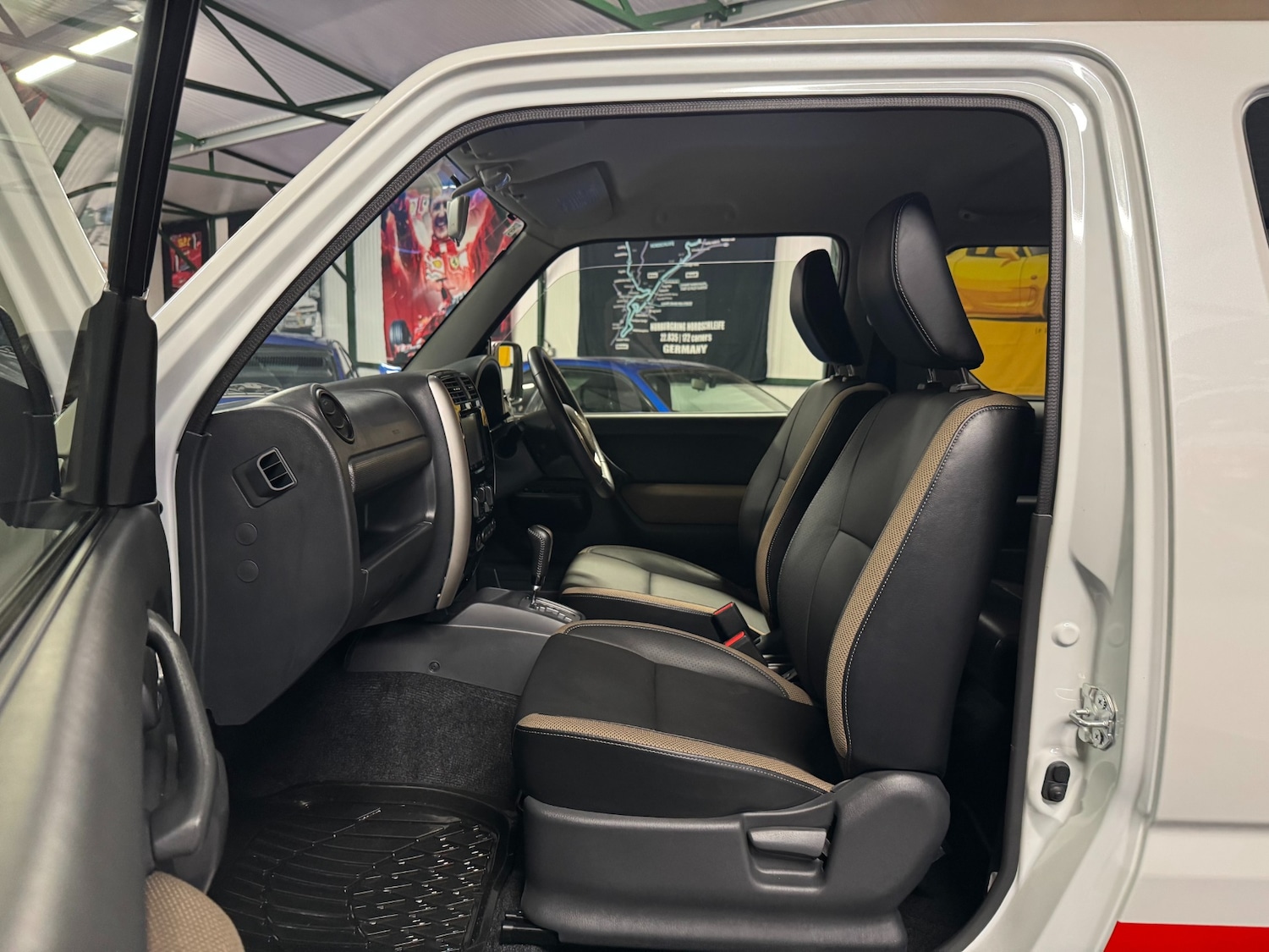 Used Suzuki Jimny 2015 for sale - 76964304: Photo 77