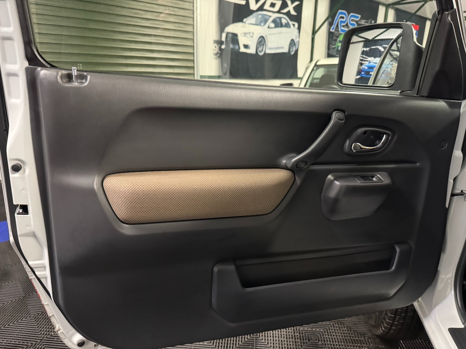 Used Suzuki Jimny 2015 for sale - 76964304: Photo 79