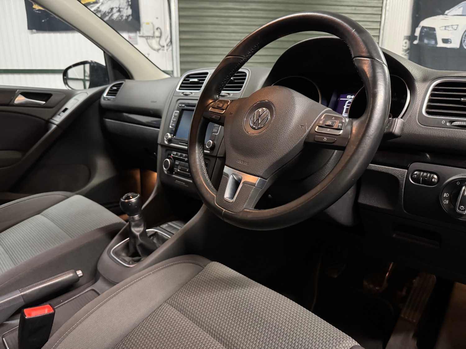 Used Volkswagen Golf 2012 for sale - 77357500: Photo 11