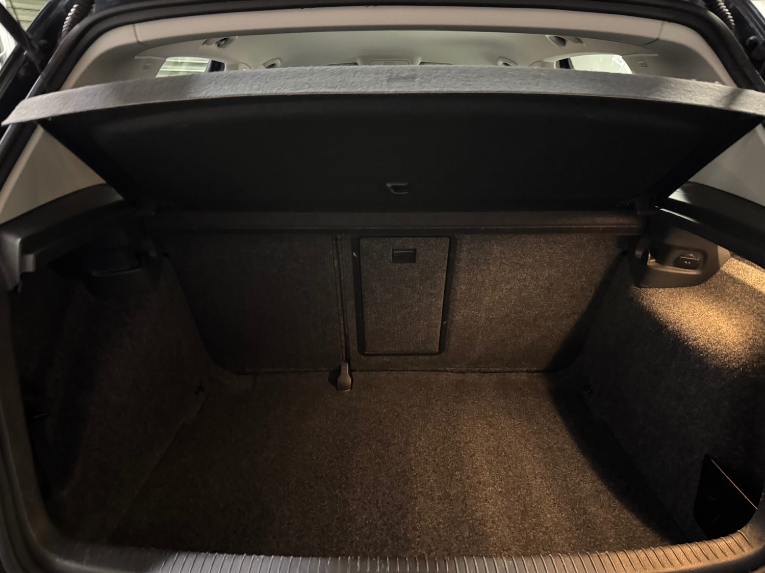 Used Volkswagen Golf 2012 for sale - 77357500: Photo 17