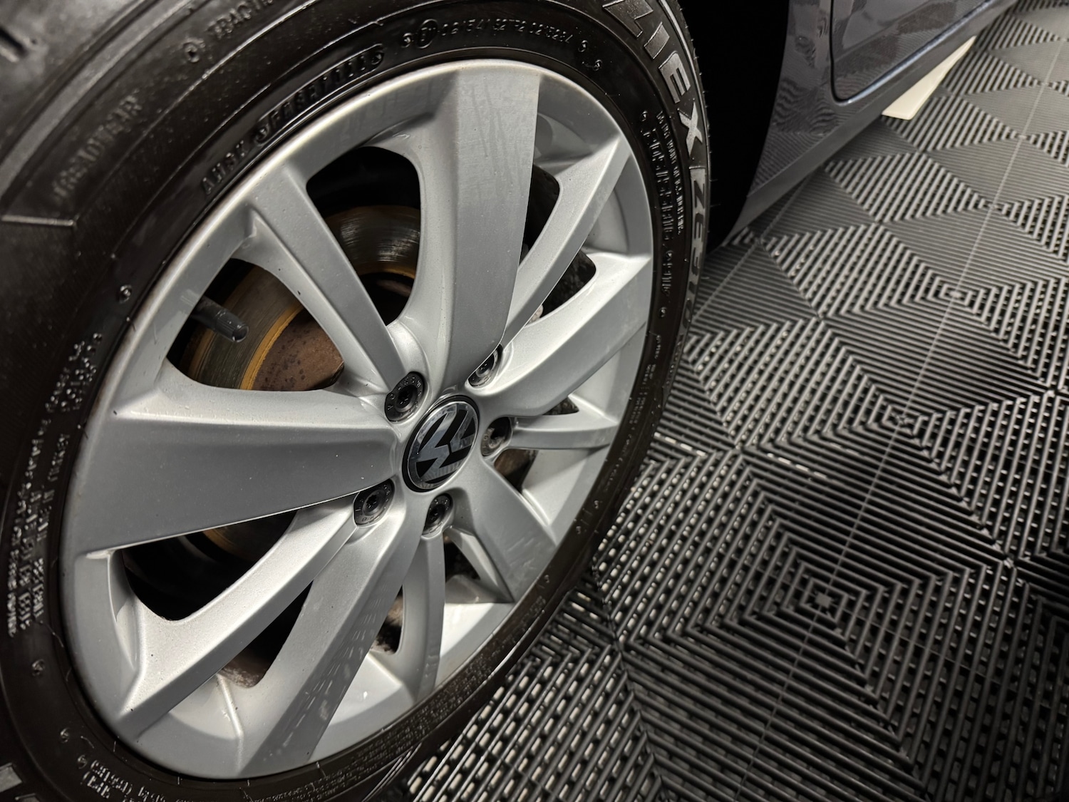 Used Volkswagen Golf 2012 for sale - 77357500: Photo 88