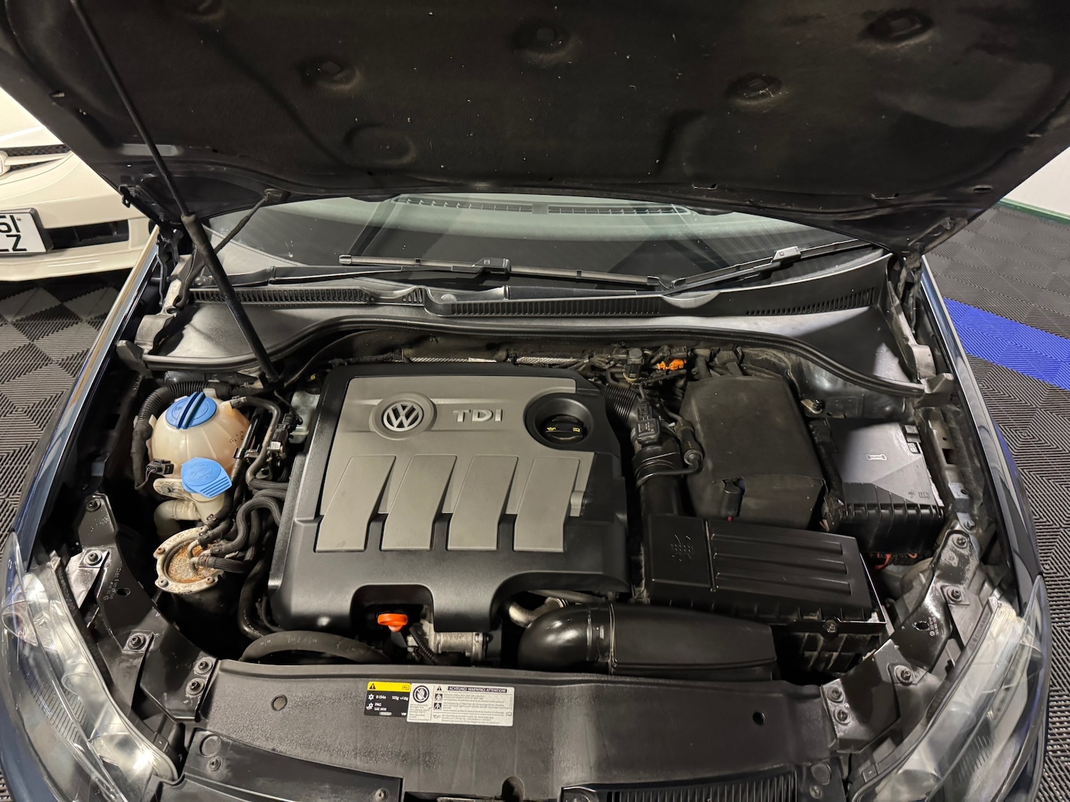 Used Volkswagen Golf 2012 for sale - 77357500: Photo 90