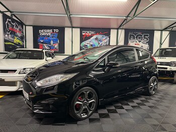 Used Ford Fiesta 2017 for sale - 76963013: Photo
