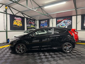 Used Ford Fiesta 2017 for sale - 76963013: Photo