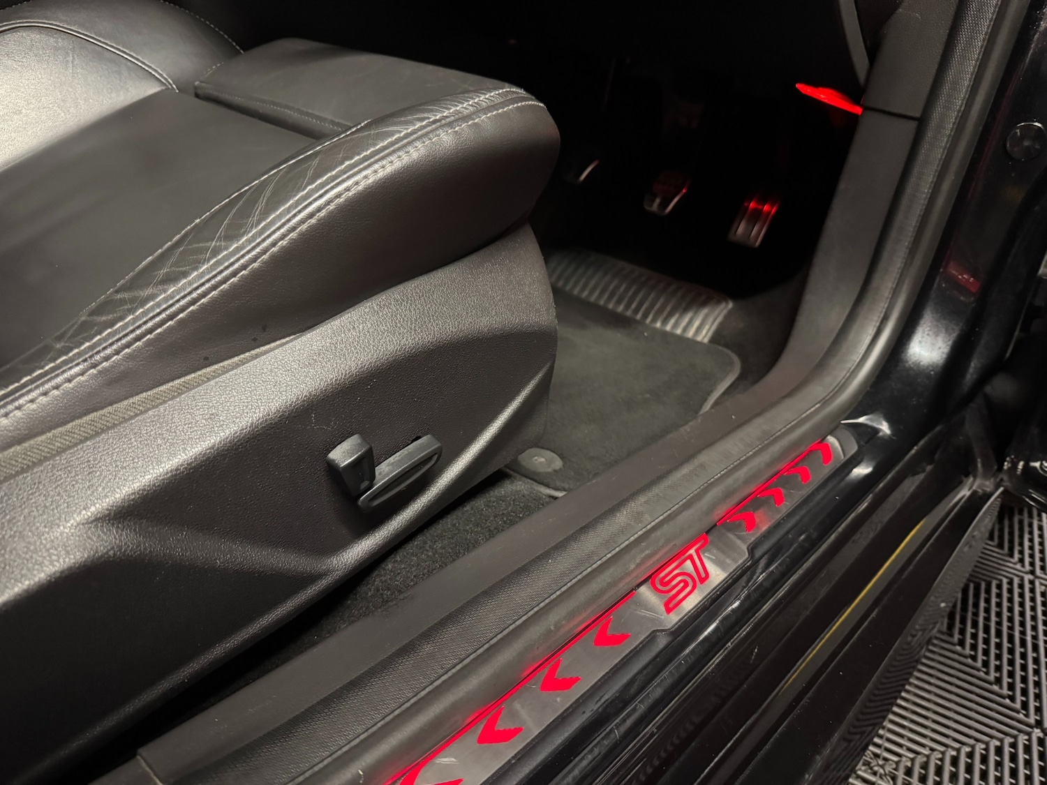 Used Ford Focus 2015 for sale - 76963220: Photo 56