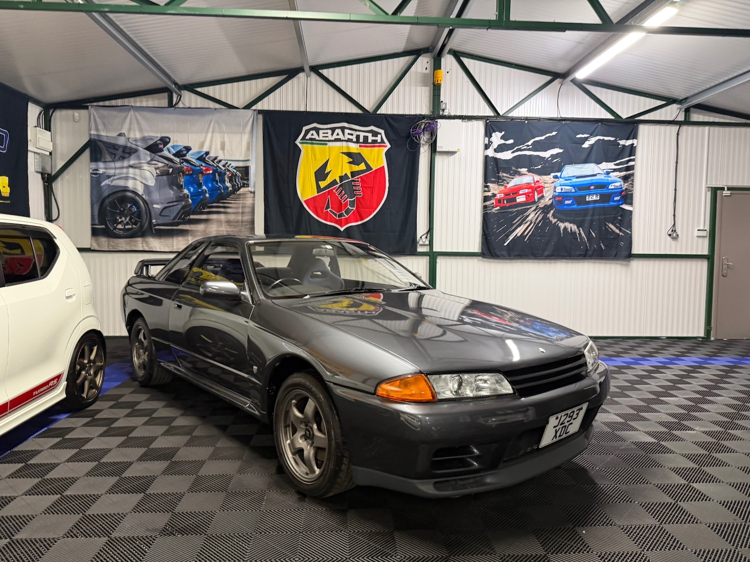 Used Nissan Skyline 1992 for sale - 78213995: Photo 3