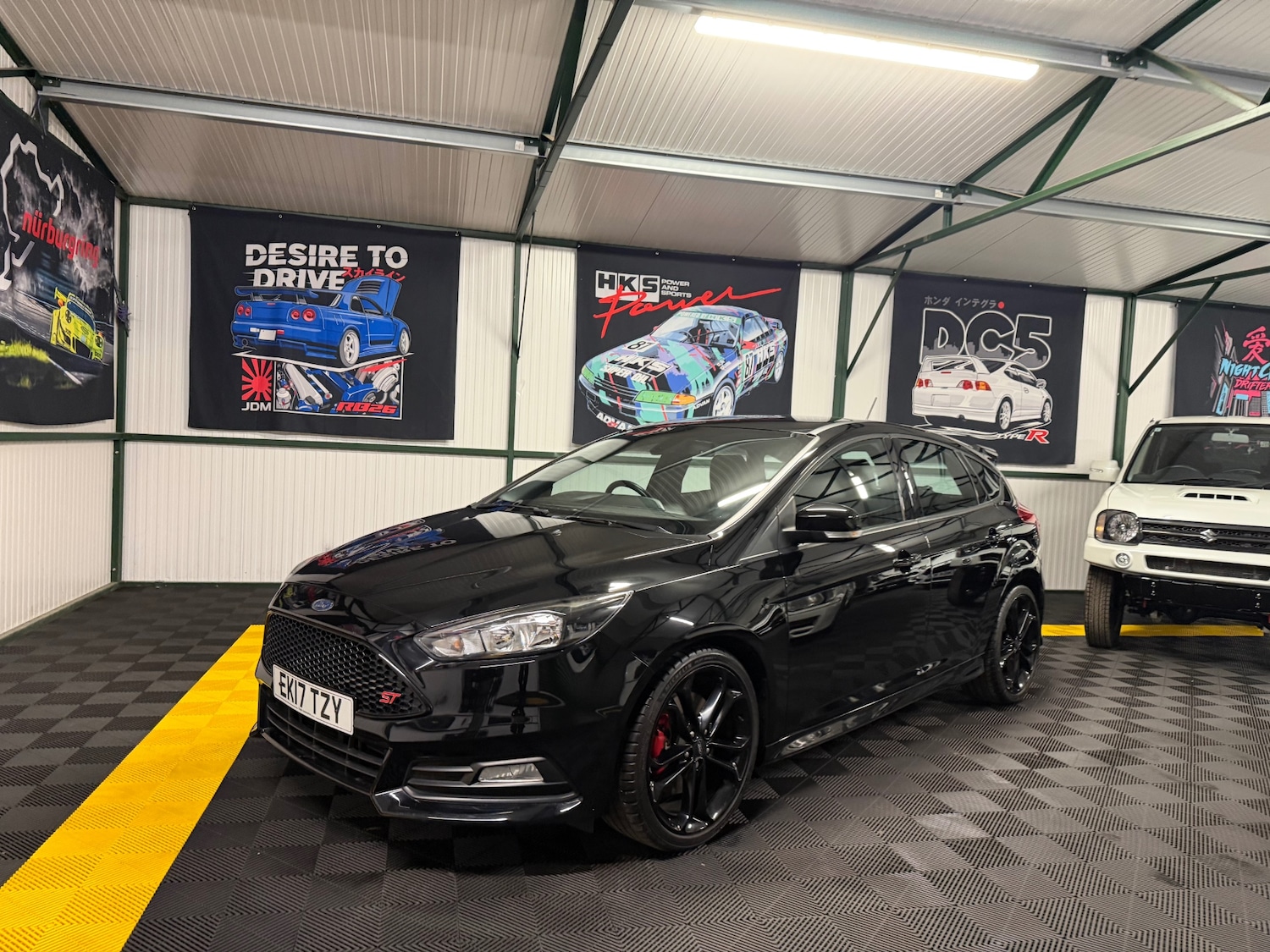 Used Ford Focus 2017 for sale - 78062364: Photo 2