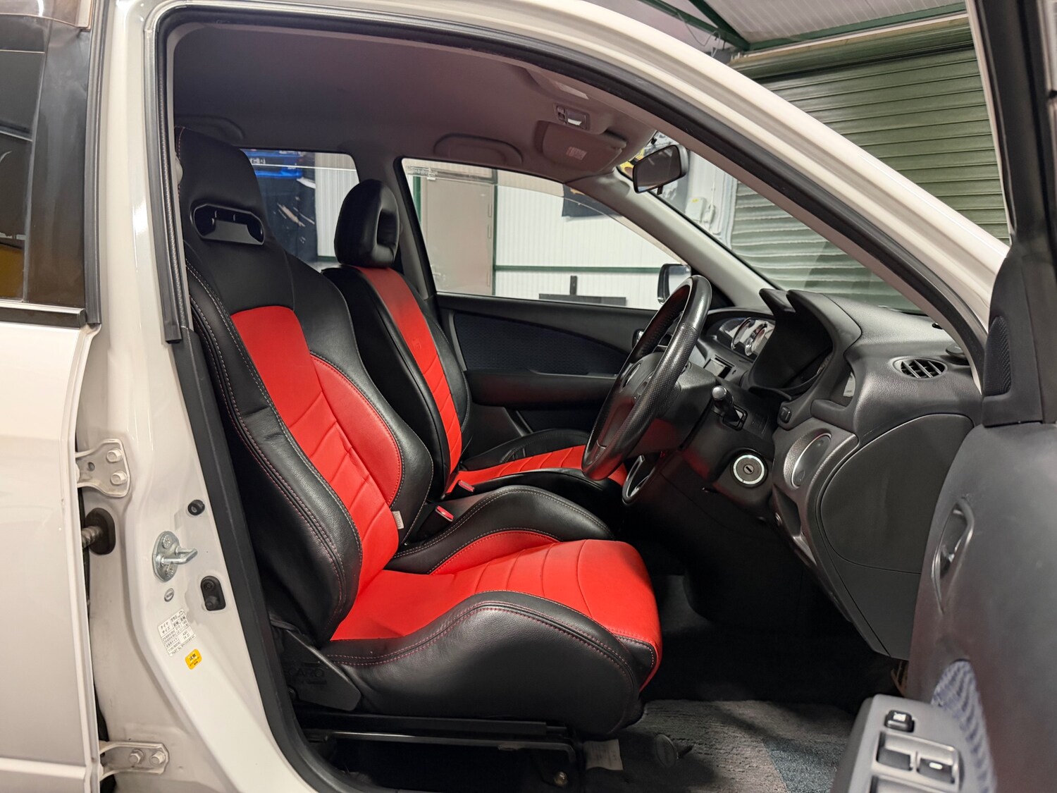 Used Mitsubishi Airtrek 2020 for sale - 77782132: Photo 45