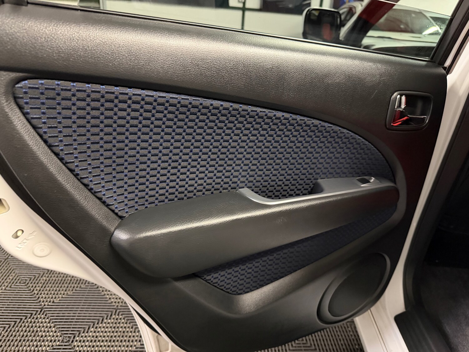 Used Mitsubishi Airtrek 2020 for sale - 77782132: Photo 72