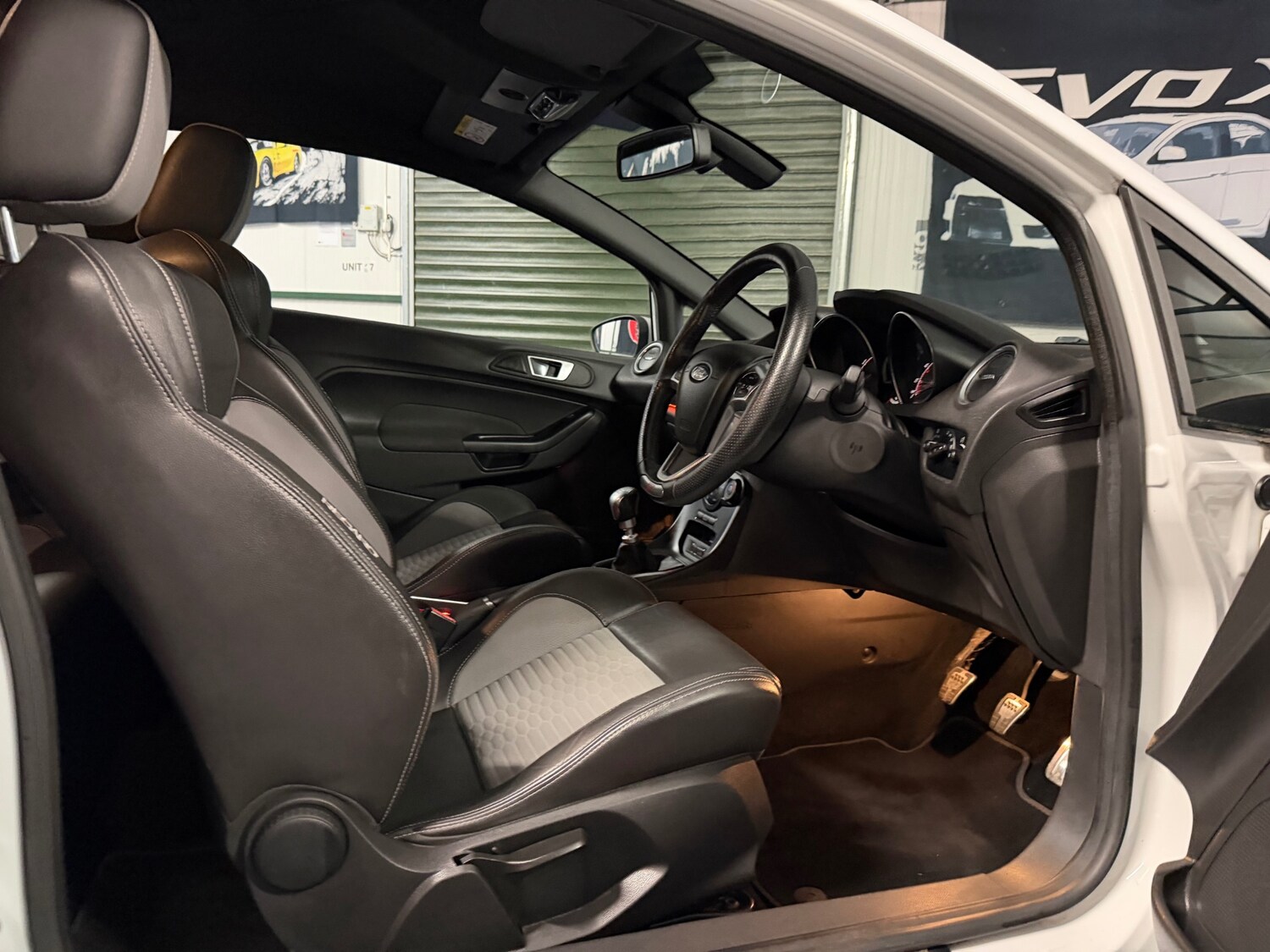 Used Ford Fiesta 2015 for sale - 77891537: Photo 57