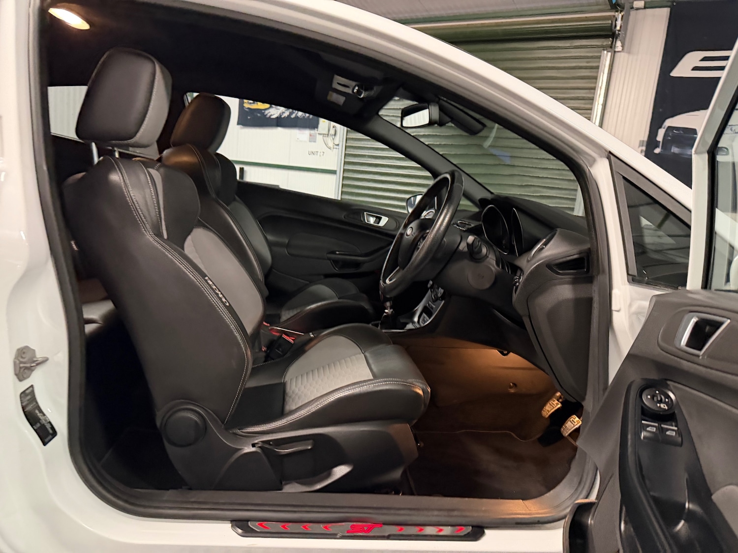 Used Ford Fiesta 2015 for sale - 77891537: Photo 58