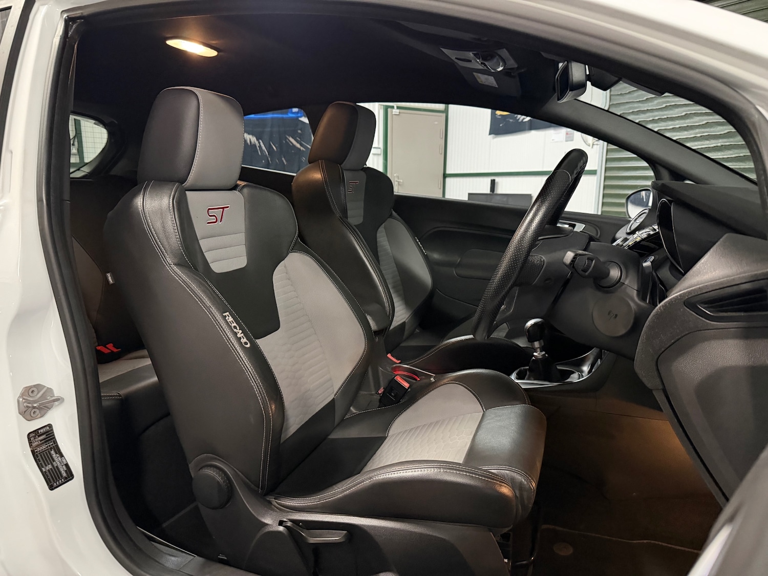 Used Ford Fiesta 2015 for sale - 77891537: Photo 60