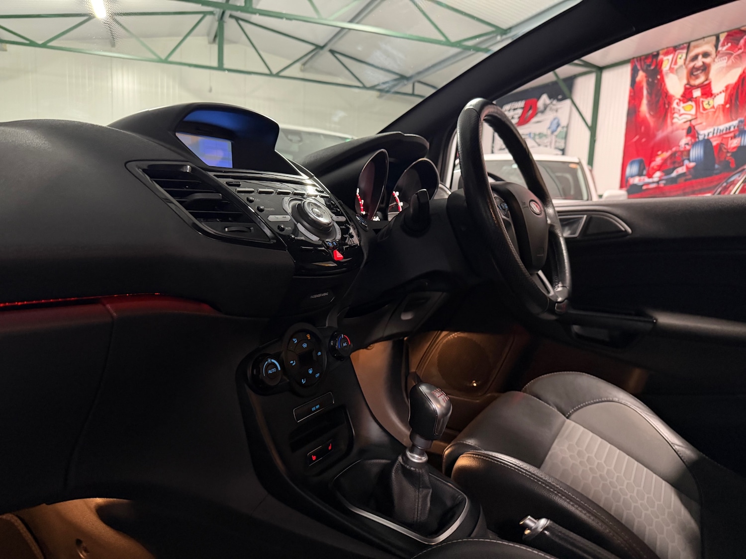 Used Ford Fiesta 2015 for sale - 77891537: Photo 74