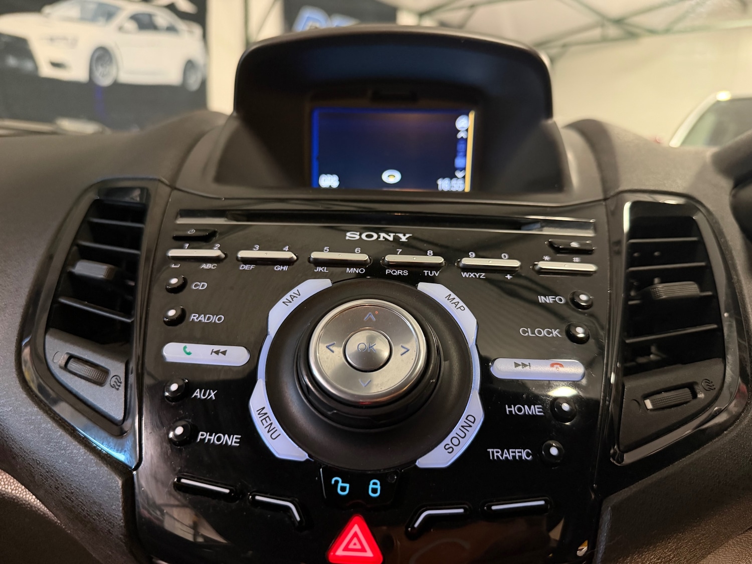 Used Ford Fiesta 2015 for sale - 77891537: Photo 97