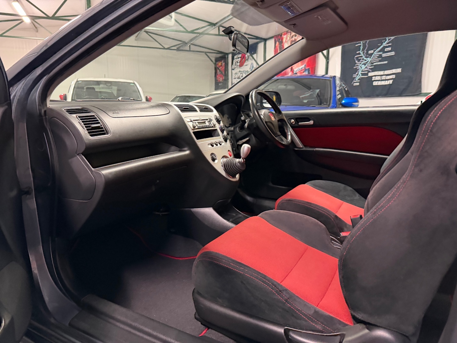 Used Honda Civic 2004 for sale - 77750396: Photo 72