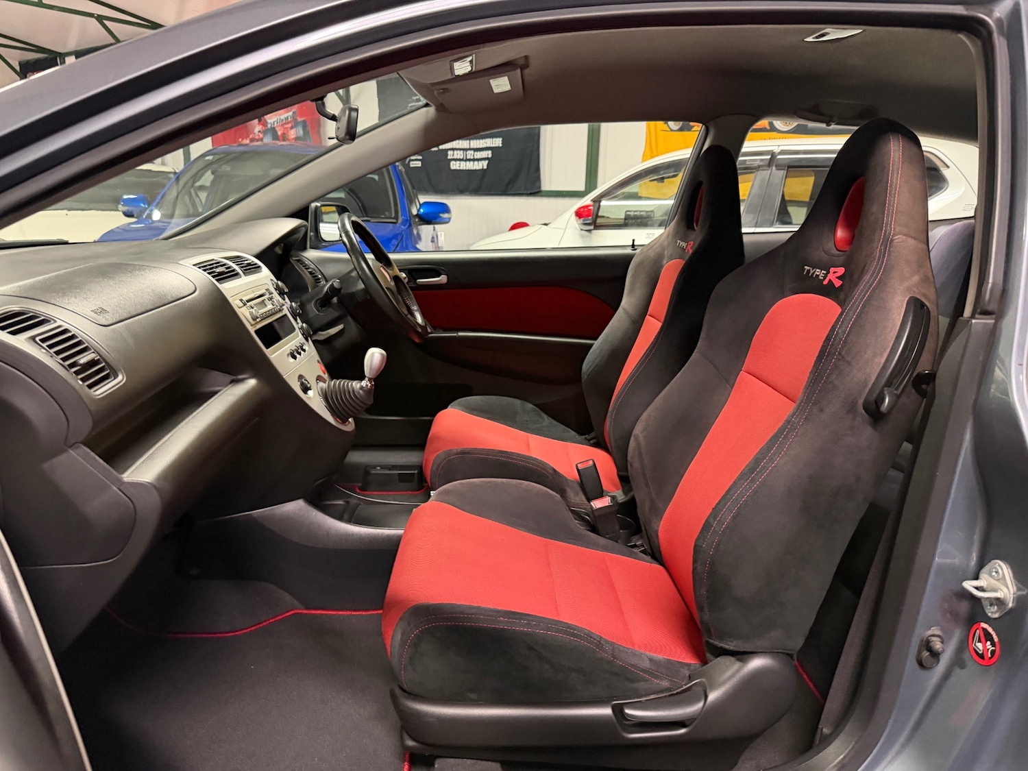 Used Honda Civic 2004 for sale - 77750396: Photo 76