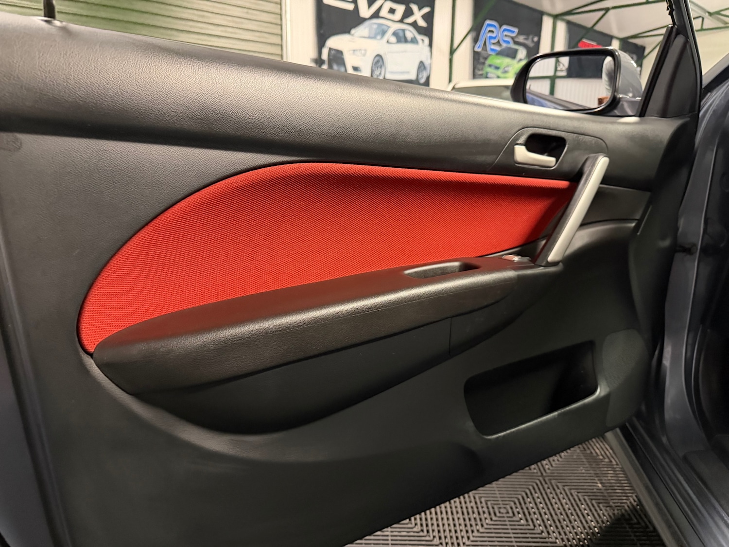 Used Honda Civic 2004 for sale - 77750396: Photo 79