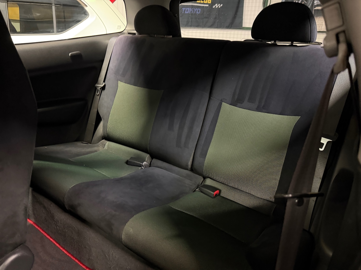 Used Honda Civic 2004 for sale - 77750396: Photo 82