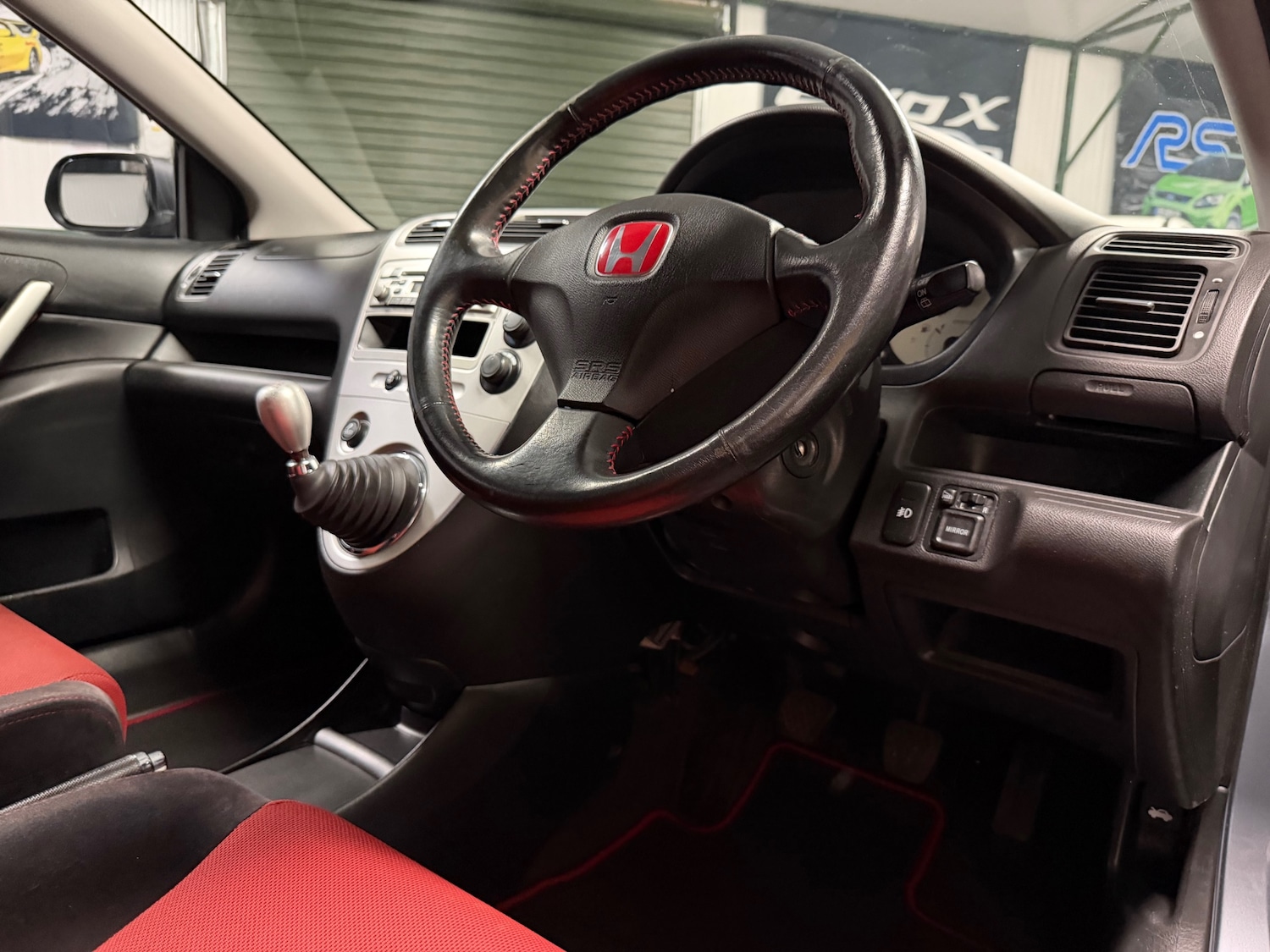 Used Honda Civic 2004 for sale - 77750396: Photo 9