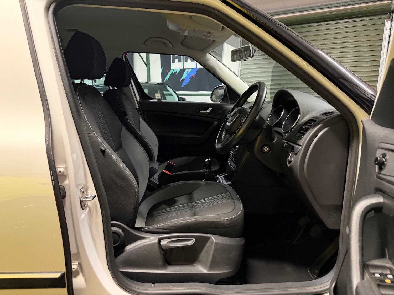 Used Skoda Yeti 2013 for sale - 77822730: Photo 53