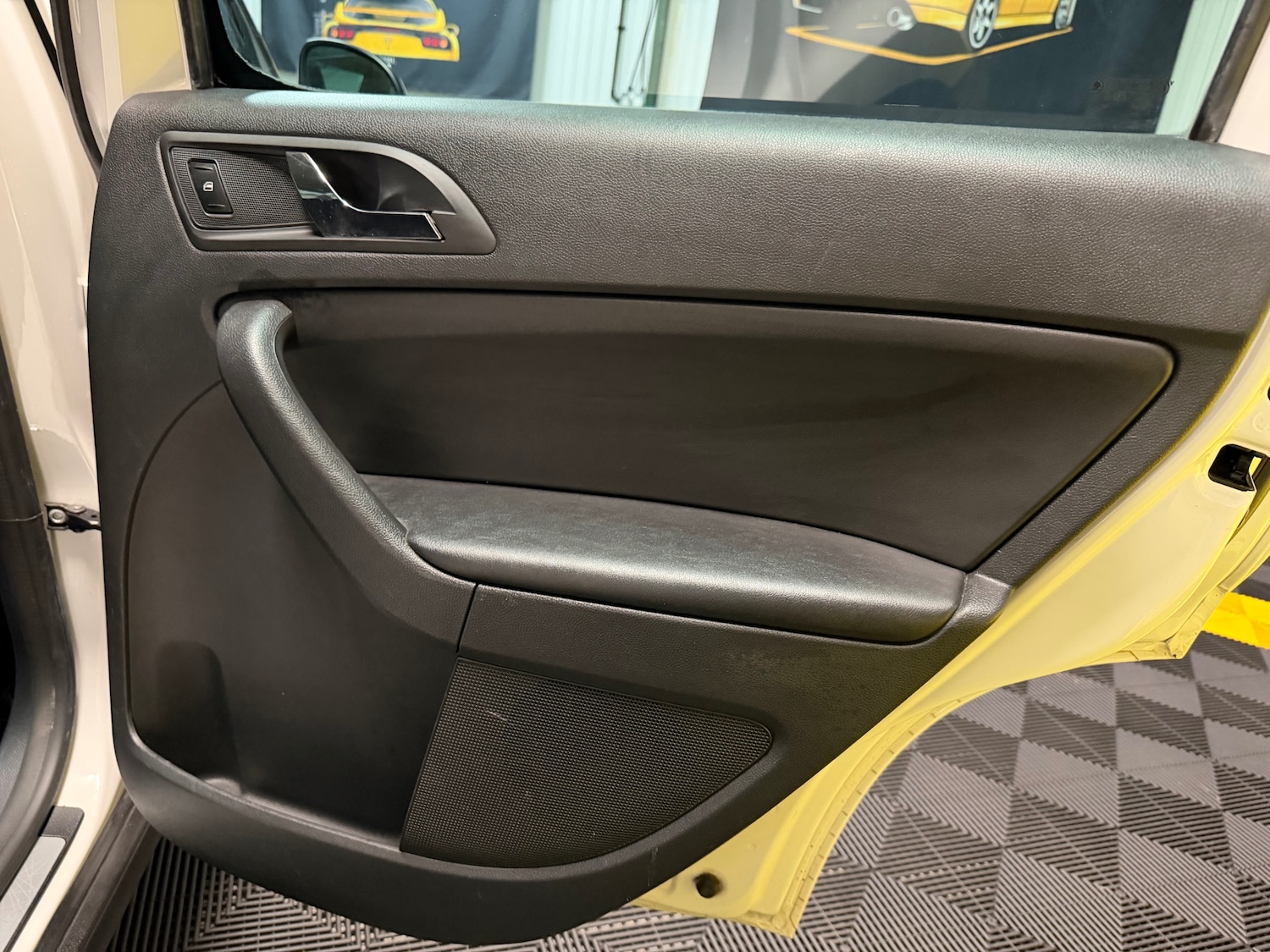 Used Skoda Yeti 2013 for sale - 77822730: Photo 61