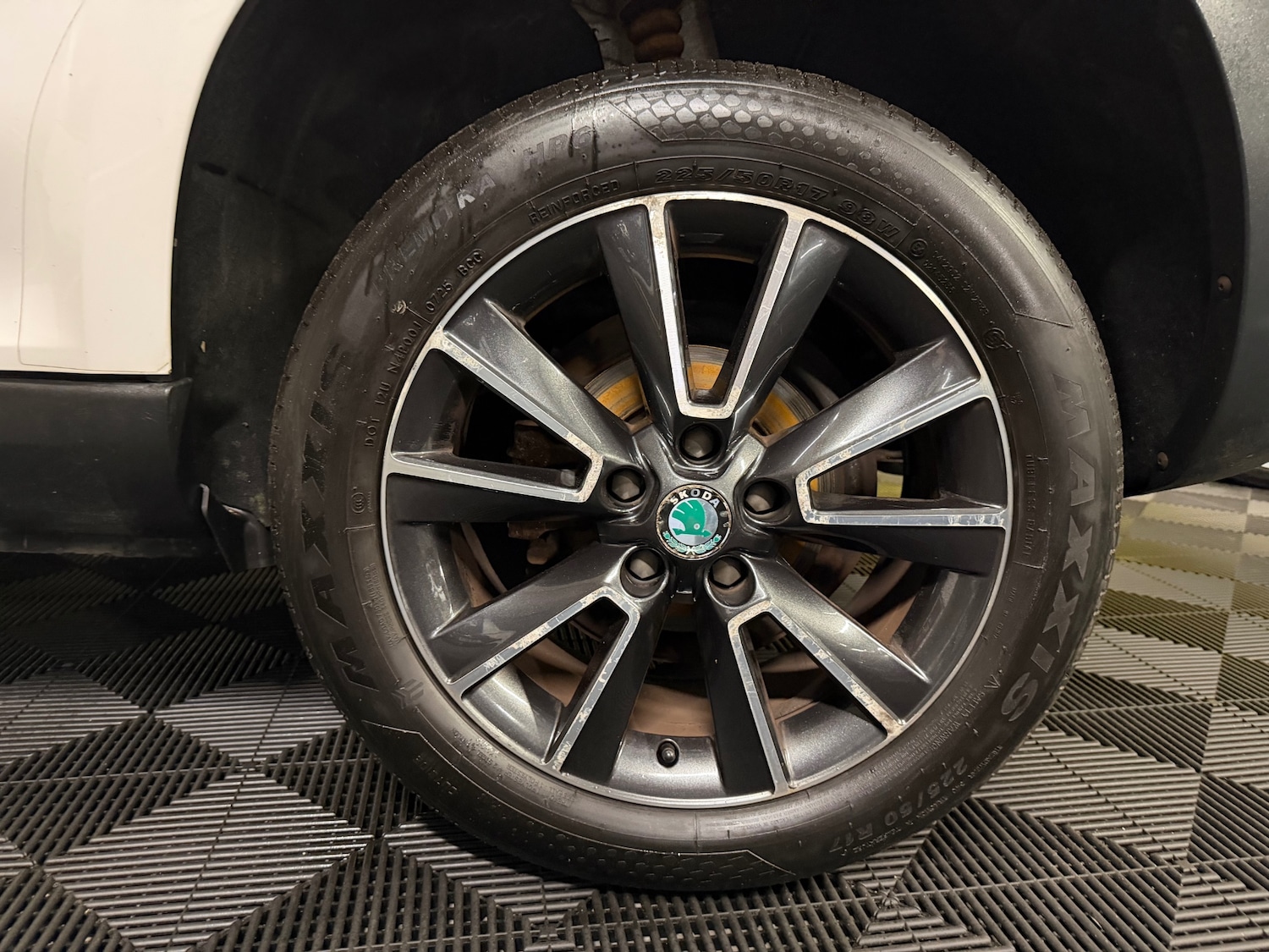 Used Skoda Yeti 2013 for sale - 77822730: Photo 78