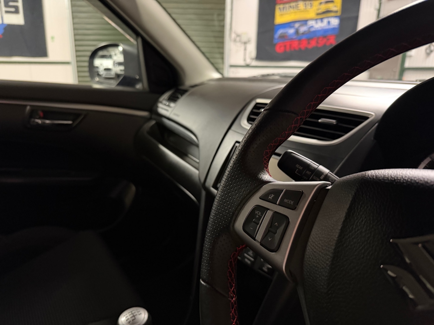 Used Suzuki Swift 2012 for sale - 78062334: Photo 59