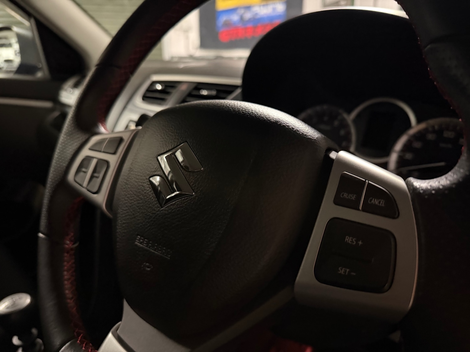 Used Suzuki Swift 2012 for sale - 78062334: Photo 60