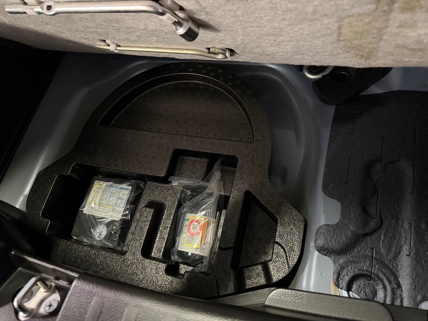 Used Suzuki Swift 2012 for sale - 78062334: Photo 80