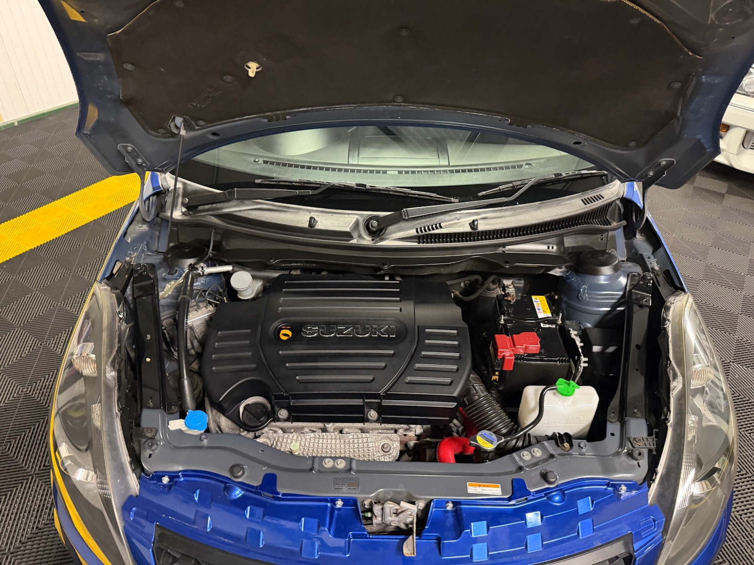 Used Suzuki Swift 2012 for sale - 78062334: Photo 85