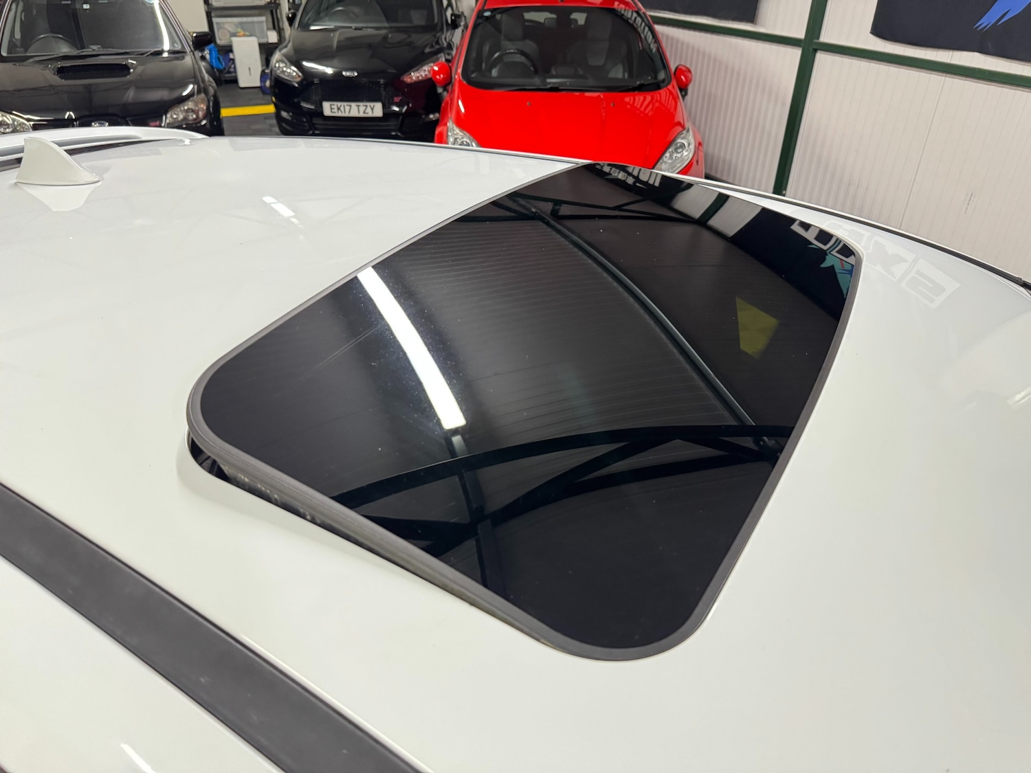 Used Ford Focus 2017 for sale - 76963609: Photo 2