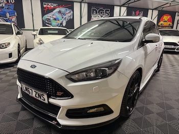 Used Ford Focus 2017 for sale - 76963609: Photo