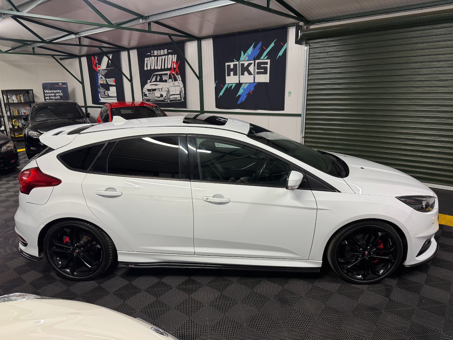 Used Ford Focus 2017 for sale - 76963609: Photo 8