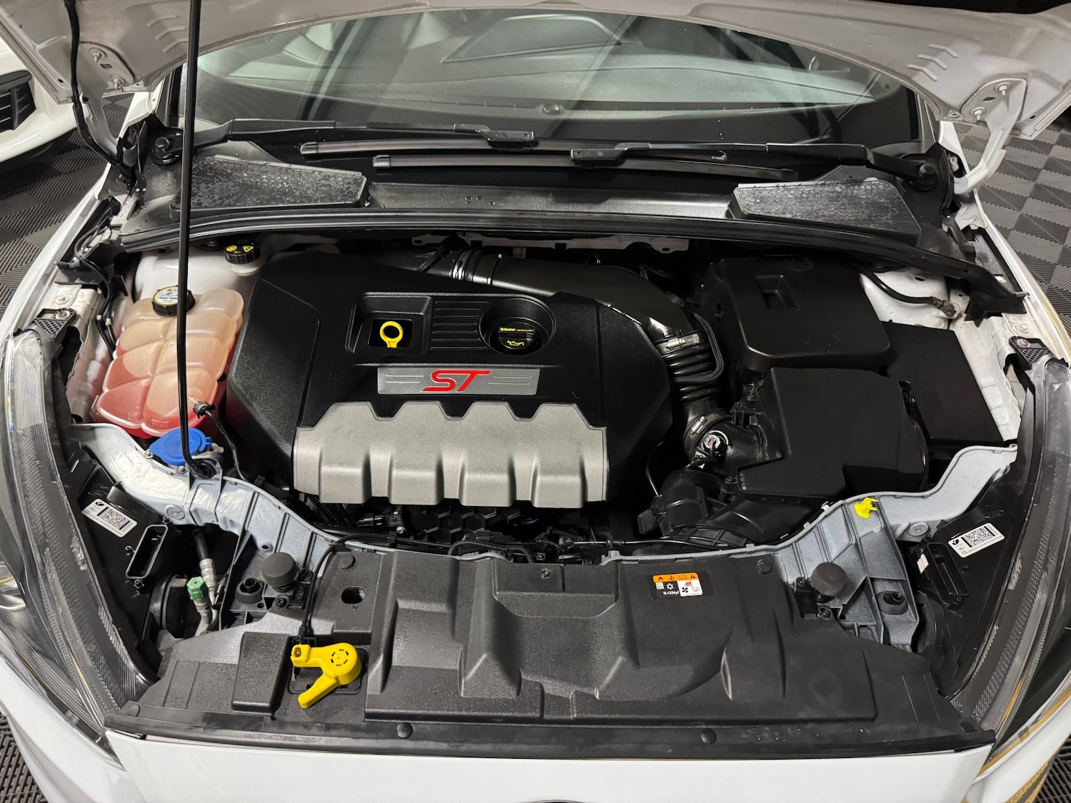 Used Ford Focus 2017 for sale - 76963609: Photo 97