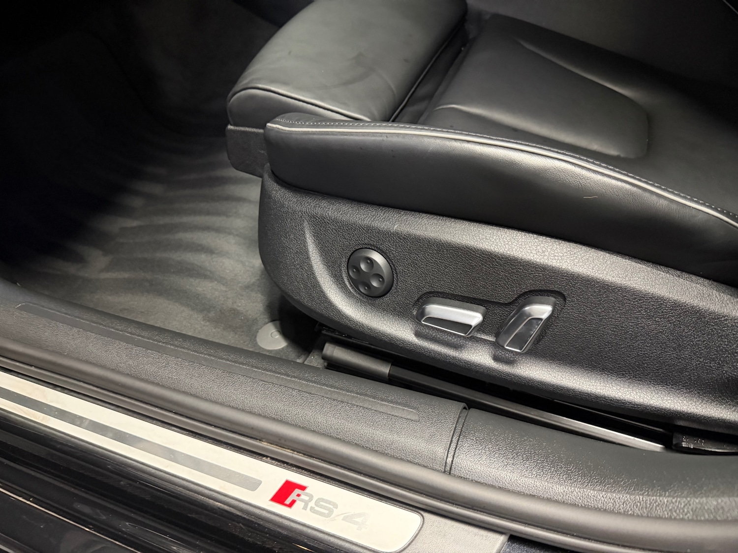 Used Audi RS4 2013 for sale - 78114989: Photo 17