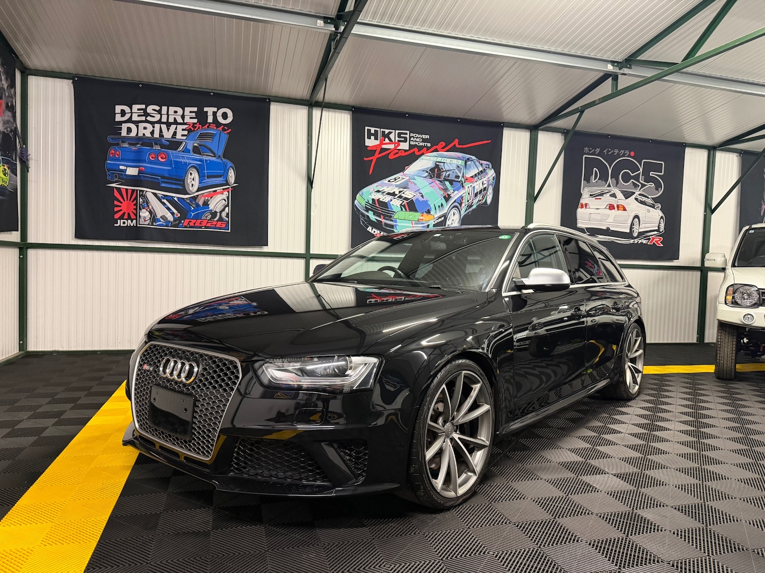 Used Audi RS4 2013 for sale - 78114989: Photo 27