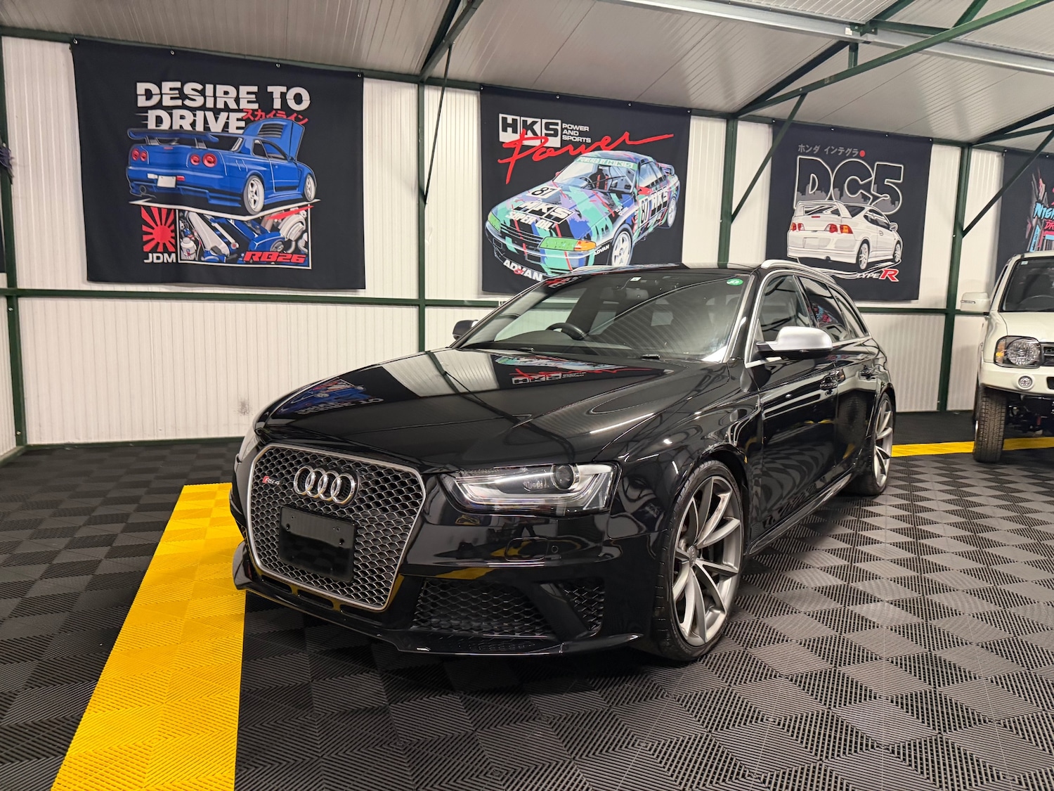 Used Audi RS4 2013 for sale - 78114989: Photo 28