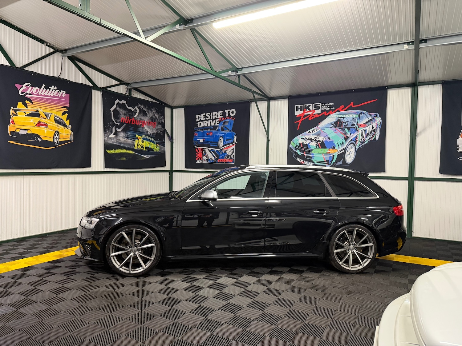 Used Audi RS4 2013 for sale - 78114989: Photo 30