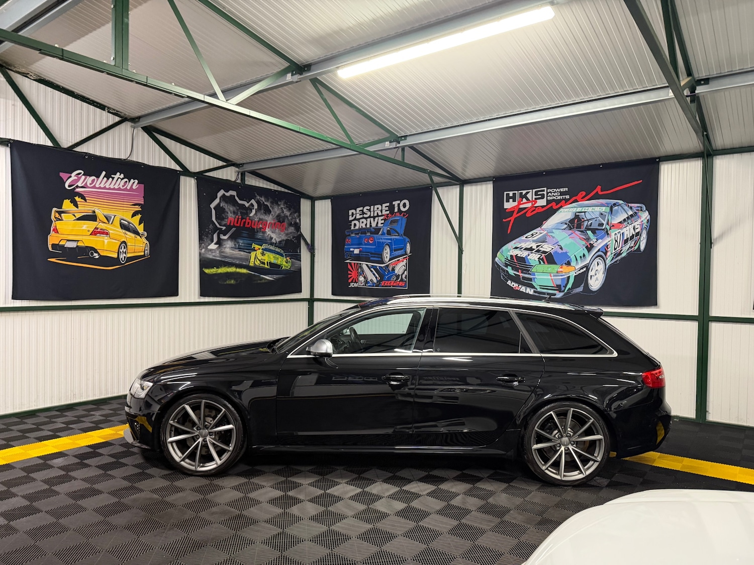 Used Audi RS4 2013 for sale - 78114989: Photo 31