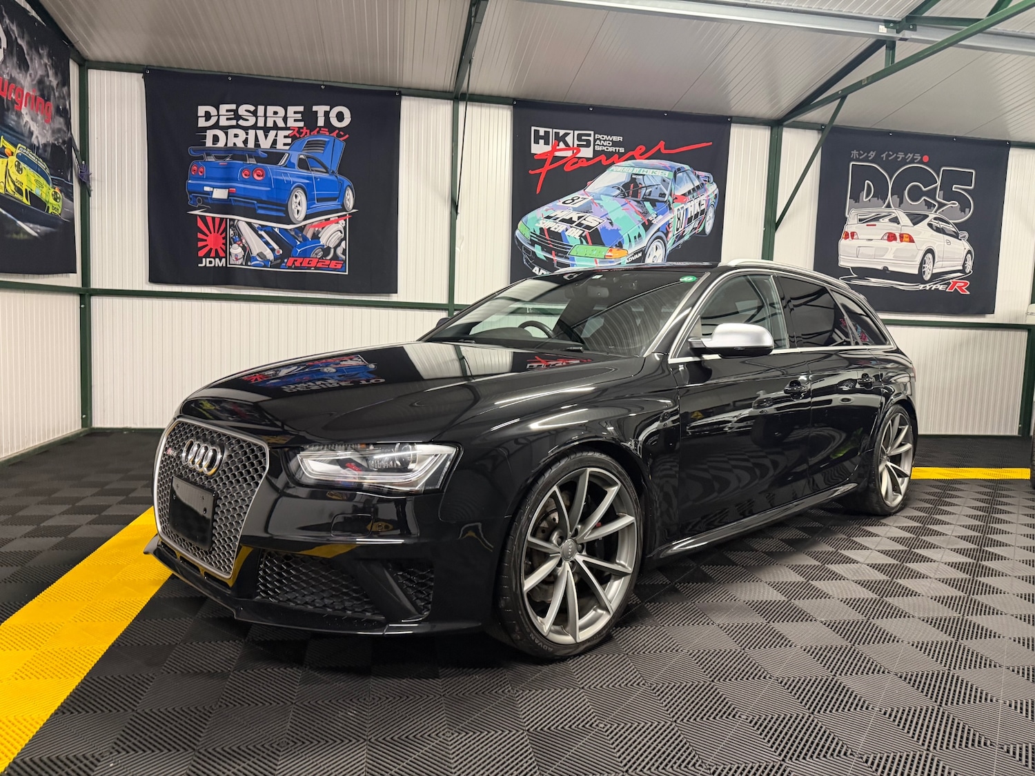 Used Audi RS4 2013 for sale - 78114989: Photo 43