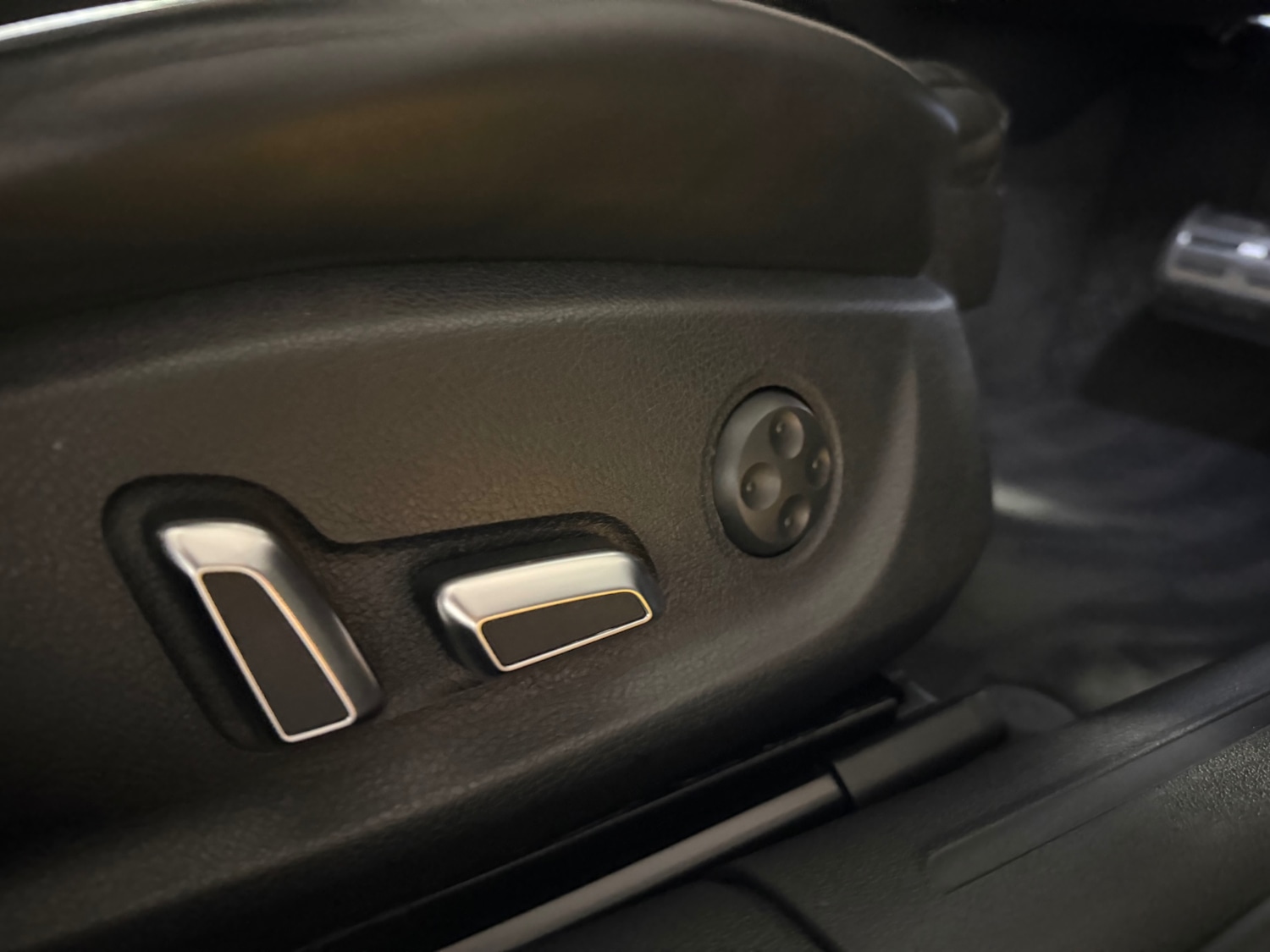 Used Audi RS4 2013 for sale - 78114989: Photo 56