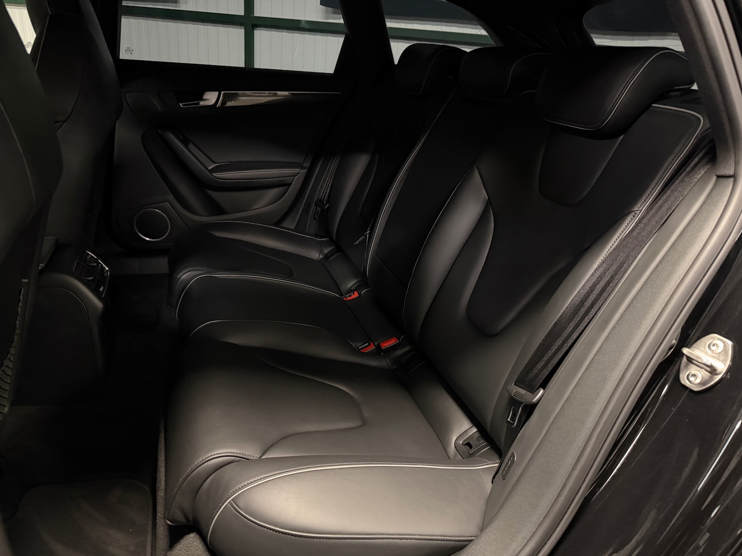 Used Audi RS4 2013 for sale - 78114989: Photo 80